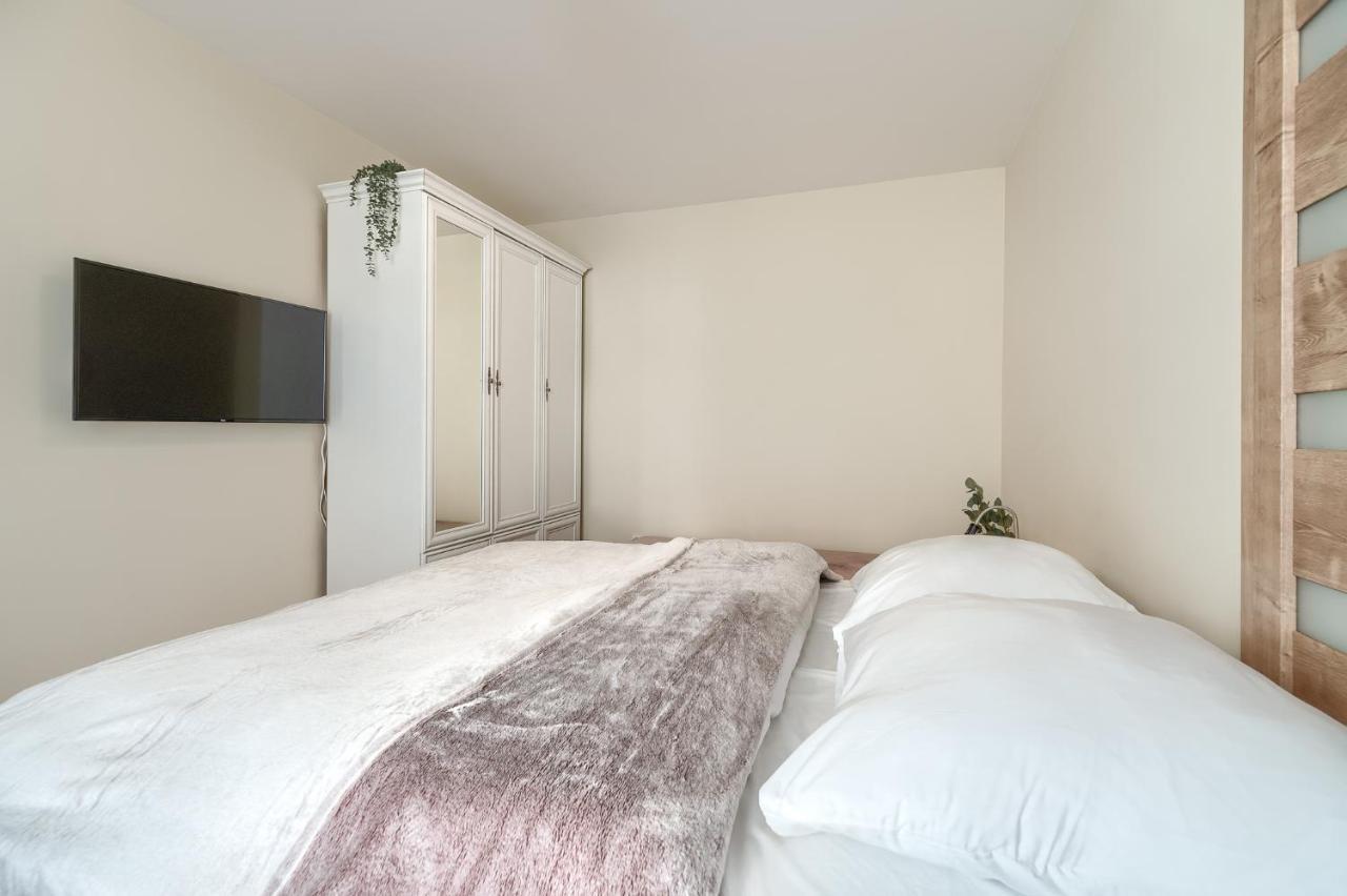 Apartament 111 Stare Miasto Bulwary Apartamenty No 1 Szczecin Buitenkant foto